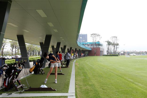 Học viện golf Hà Nội và giấc mơ chuyên nghiệp