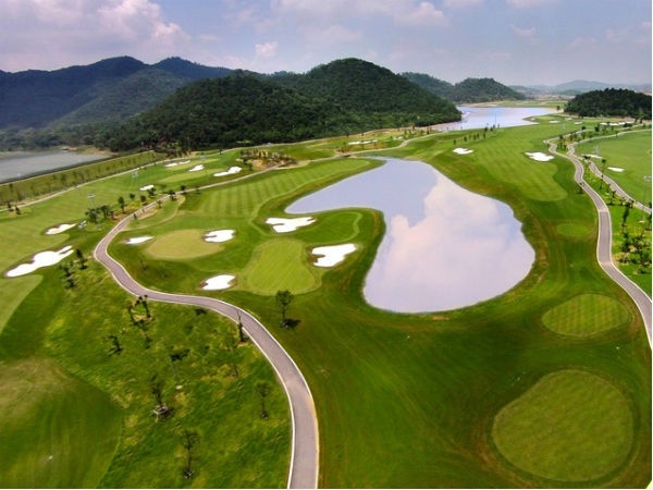 Sân gôn (golf) Sóc Sơn Hà Nội BRG Legend Hill Golf Resort
