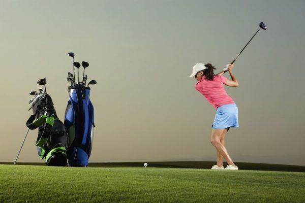 Đánh golf có gì hay khiến nữ doanh nhân ngày nay yêu thích?