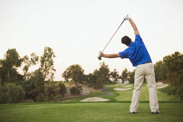 Các Tư Thế Khởi Động Trước Khi Chơi Golf Mới Nhất 2020