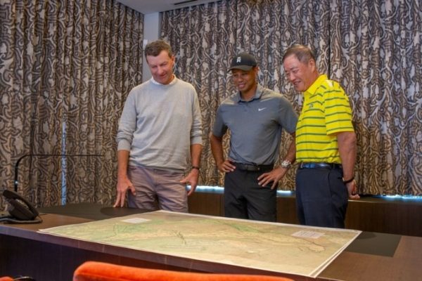 Tiger Woods, Gil Hanse sẽ phối hợp thiết kế hai sân golf mới tại Hawaii