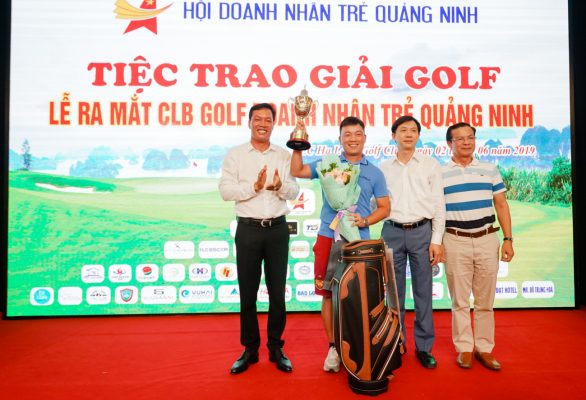 Giải golf ra mắt CLB golf Doanh nhân trẻ Quảng Ninh