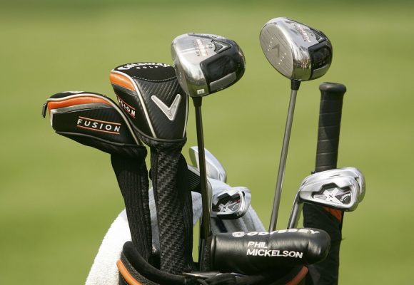 Khi nào người chơi golf nên trang bị hai gậy driver trong túi gậy?
