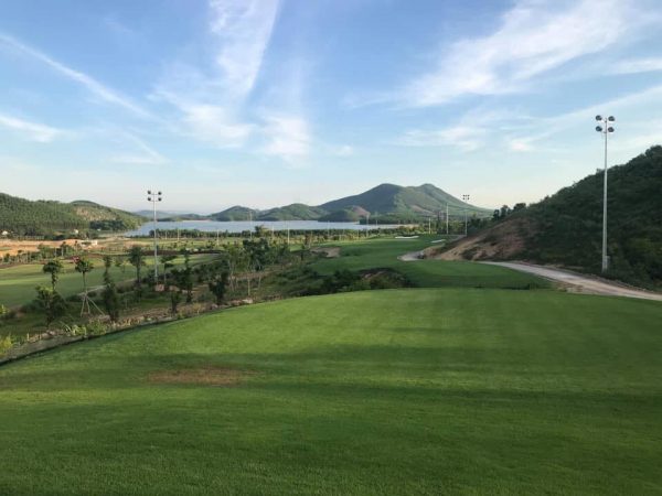 Booking Đặt Sân Golf Sân Gôn (Golf) Mường Thanh Diễn Châu (Nghệ An)