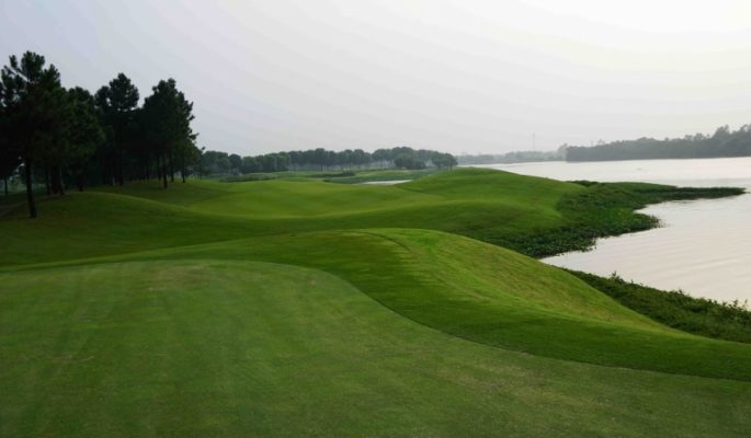 Sân Gôn (Golf) Vân Trì ( Van Tri Golf Club) Tại Hà Nội