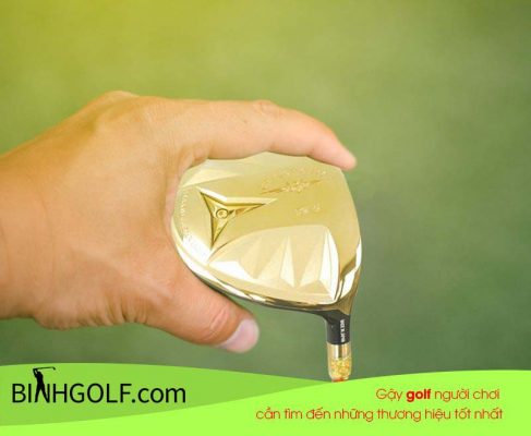 Bộ gậy gôn (golf) Grand Prix chính hãng của Nhật có giá loại tầm trung không?